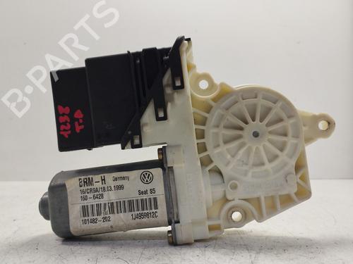 Portierruitmotor rechtsachter SEAT TOLEDO II (1M2) [1998-2006]  23884360