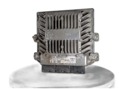 Used Engine control unit (ECU) VOLVO S40 II (544) 2.0 D (136 hp) 32313024