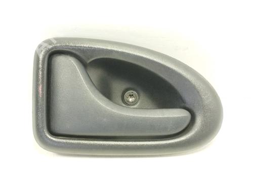 Used Front left interior door handle RENAULT MEGANE I (BA0/1_) 1.9 dTi (BA08, BA0N) (98 hp) 17425034