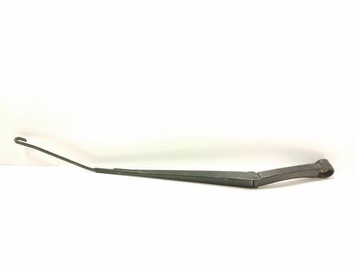 Used Front windshield wiper arm Front windshield wiper arm 39075253 39075253