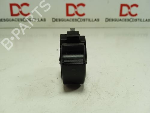 Used Right rear window switch TOYOTA COROLLA Verso (ZER_, ZZE12_, R1_) 2.0 D-4D (CUR10_, CUR10R) (116 hp) 32086006