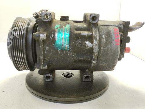 Used AC compressor RENAULT LAGUNA I (B56_, 556_) 1.9 dTi (100 hp) 17419759