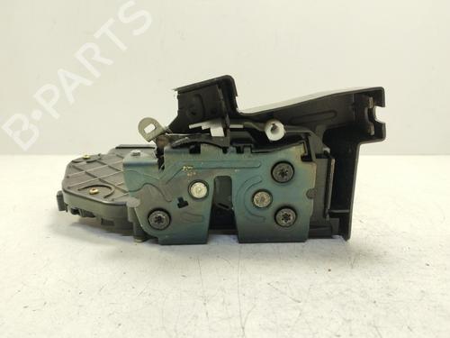 Serratura anteriore sinistra VOLVO S40 II (544) 1.6 D (110 hp) 30506803