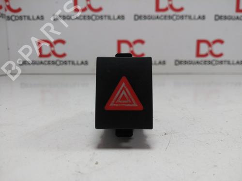 Bouton de warning VW POLO IV (9N_, 9A_) 1.9 SDI (64 hp) 32086004