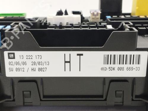 Fuse box OPEL ASTRA H (A04)  | BP25895929E1 