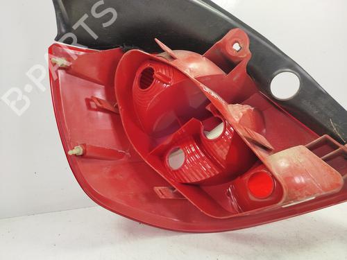 Right taillight RENAULT CLIO III (BR0/1, CR0/1) 1.2 16V (BR0P, CR0P) | BP28715059C35 