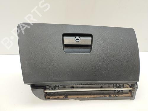 Used Glove box BMW 3 (E90) 320 i (150 hp) 24484616