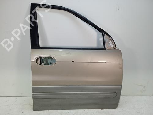 Used Right front door KIA CARNIVAL I (UP, FL) 2.9 TDi (126 hp) 17637871