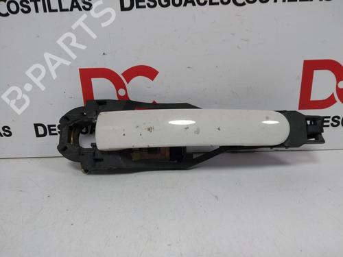 front-right-exterior-door-handle-vw-lupo-i-6x1-6e1-14-16v-blanco-1998-1999-2000-2001-2002-2003-2004-2005-17403714 main image