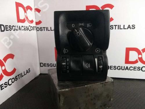 Used Headlight switch OPEL VECTRA B Hatchback (J96) 1.8 i 16V (F68) (125 hp) 17395727