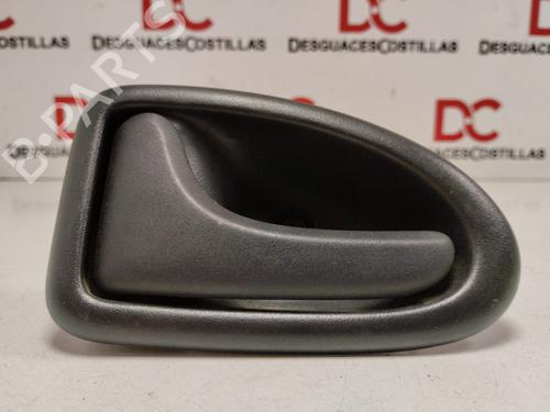 Used Rear left interior door handle RENAULT CLIO II (BB_, CB_) [1998-2016]  30160284