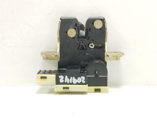 Used Tailgate lock RENAULT SCÉNIC I MPV (JA0/1_, FA0_) [1999-2010]  25482471