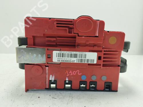 Used Fuse box MG MG ZR 105 (103 hp) 21837864