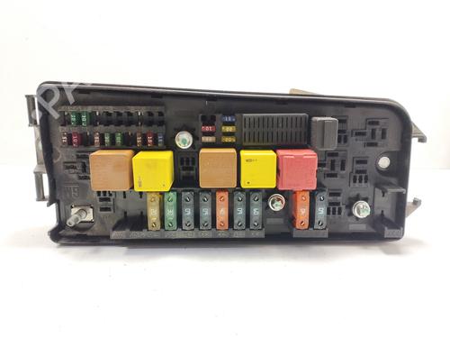 Used Fuse box OPEL VECTRA C (Z02) 2.2 16V (F69) (147 hp) 17800103