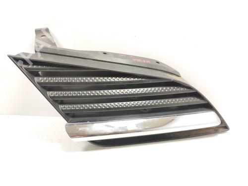 Used Grille NISSAN PRIMERA (P12) 2.2 Di (126 hp) 17422069