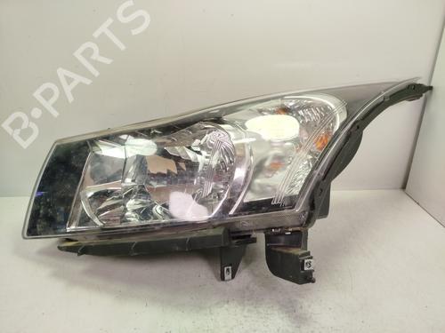 Used Left headlight CHEVROLET CRUZE (J300) 2.0 CDI (150 hp) 29395131