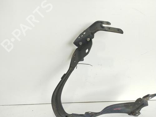 Left headlight support MERCEDES-BENZ C-CLASS (W203) C 220 CDI (203.006) | BP30468176C157