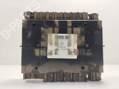 Used Electronic module VW TOUAREG (7LA, 7L6, 7L7) 5.0 V10 TDI (313 hp) 19393619