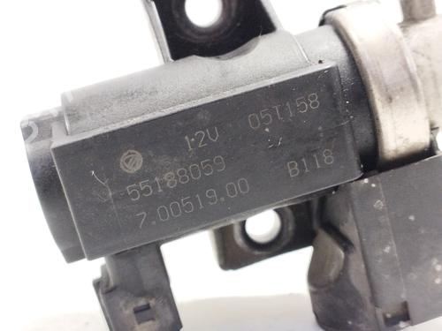 Washer pump FIAT CROMA (194_) 1.9 D Multijet (194AXB1B) | BP22373424E24 