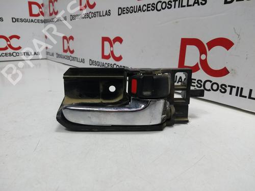 Used Front right interior door handle TOYOTA COROLLA Liftback (_E11_) 1.6 (ZZE112_, ZZE112R) (110 hp) 17401591