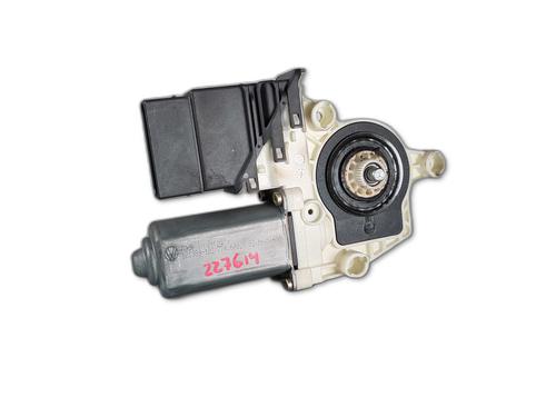 Left rear window motor SEAT LEON (1M1) | BP31188170E23