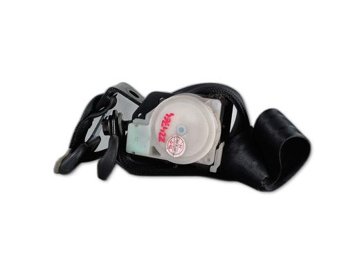 Cinto de segurança traseiro direito MAZDA 2 (DE_, DH_) 1.3 (DE3FS) (86 hp) 30801242