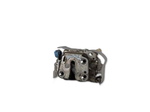 Used Front right lock NISSAN CABSTAR (F24M, F24W) [2006-2013]  31924064