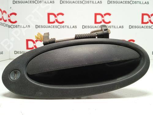 Used Front right exterior door handle RENAULT LAGUNA I (B56_, 556_) [1993-2002]  32086037
