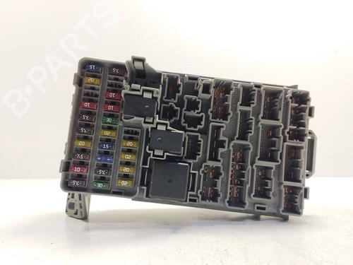 Sikringsdåse HONDA CIVIC VII Hatchback (EU, EP, EV) 1.6 i (EP2, EU8, EU6) (110 hp) 29982720