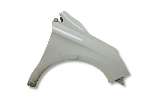 Used Right front fenders Right front fenders 37792342 37792342