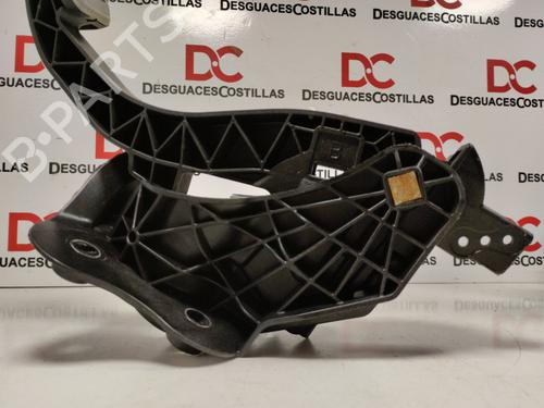 Clutch pedal PEUGEOT 3008 II SUV (MC_, MR_, MJ_, M4_) 1.6 BlueHDi 120 | BP17413252I13 
