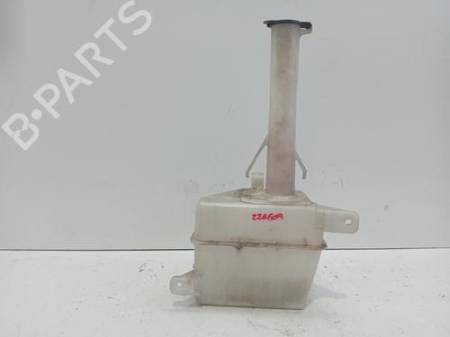 Used Windscreen washer tank HYUNDAI TRAJET (FO) 2.0 CRDi (113 hp) 31060487