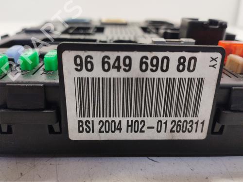 Fuse box CITROËN C4 I Saloon 1.6 HDi | BP30002687E1