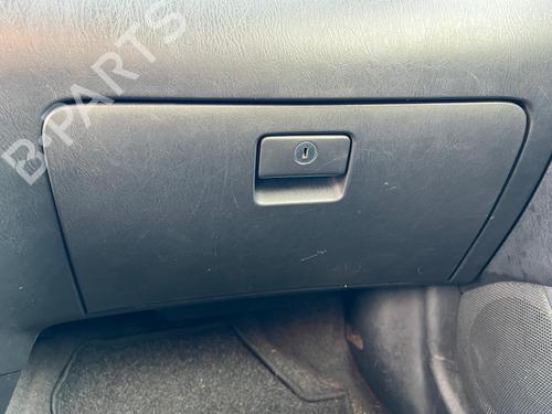 Rear right exterior door handle TOYOTA COROLLA (_E12_) 2.0 D-4D (CDE120R, CDE120L_) | BP30859953C130 