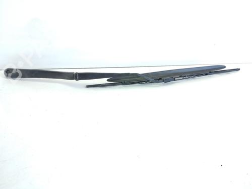 Used Front windshield wiper arm NISSAN JUKE (F15) 1.5 dCi (110 hp) 18348351