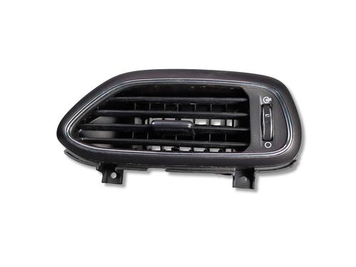 Used Air vent Air vent HYUNDAI i30 FASTBACK (PDE, PDEN) 1.0 T-GDI (120 hp) 35775221 35775221