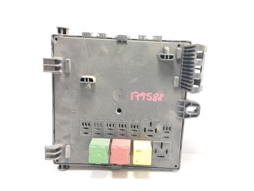 Used Fuse box OPEL VECTRA C (Z02) 2.2 16V (F69) (147 hp) 17800107