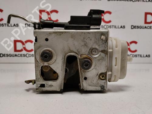 Serratura anteriore sinistra AUDI A3 (8L1) 1.9 TDI (110 hp) 30847334