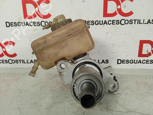 Used Brake master cylinder BMW 5 (E34) 525 tds (143 hp) 27337001