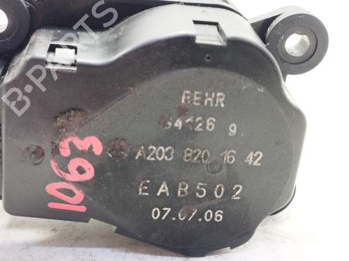 Fuel door actuator MERCEDES-BENZ C-CLASS (W203) C 220 CDI (203.008) | BP22810338E18 