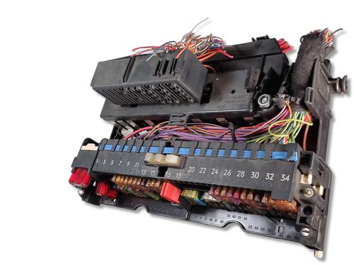 Fuse box BMW 3 Coupe (E46) 320 Ci | BP38238504E1 - Image 3