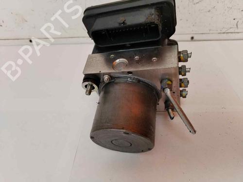 Used ABS pump RENAULT CLIO V (B7_) 1.5 Blue dCi 85 (B7AG) (86 hp) 18506635