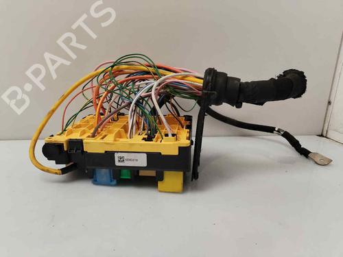 Fuse box CITROËN C4 Grand Picasso II (DA_, DE_) | BP18971638E1