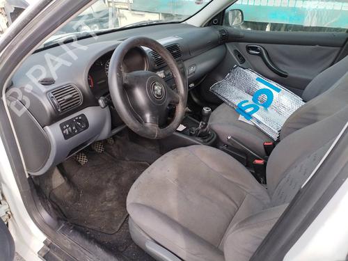 Left front window switch SEAT LEON (1M1) | BP30944495I27