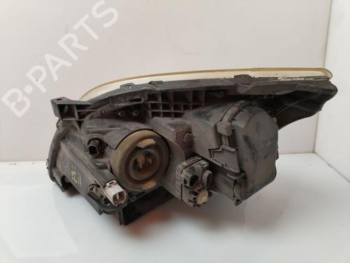 Right headlight TOYOTA AVENSIS Saloon (_T25_) 2.0 D-4D (CDT250_, CDT250R) | BP31136643C29