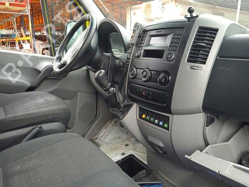 Fuse box MERCEDES-BENZ SPRINTER 4,6-t Van (B906) 416 CDI (906.653, 906.655, 906.657, 906.633, 906.635,... | BP17501039E1 