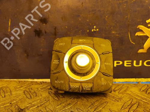 Used Switch RENAULT LAGUNA II (BG0/1_) 1.9 dCi (BG08, BG0G) (120 hp) 17509490