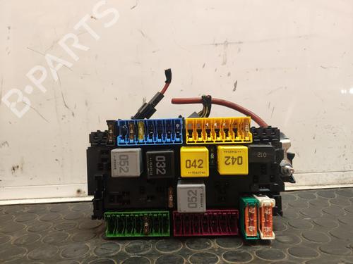 Used Fuse box Fuse box 17502347 17502347