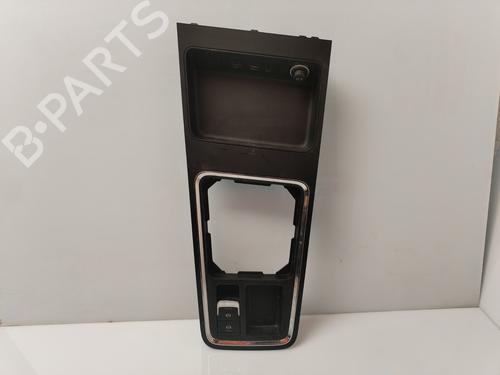 Used Middle console SEAT ATECA (KH7, KHP) [2016-2026]  31600491