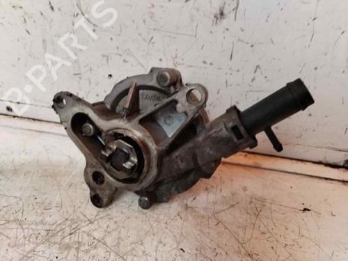 Used Vacuum pump RENAULT MASTER III Van (FV) 2.3 dCi 130 RWD (FV01, FV10, FV11, FV12) (130 hp) 17953257